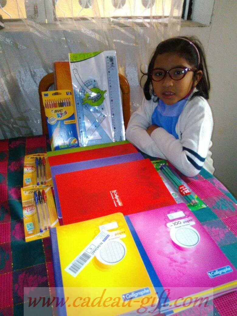 kit fournitures scolaires livraison à Madagascar